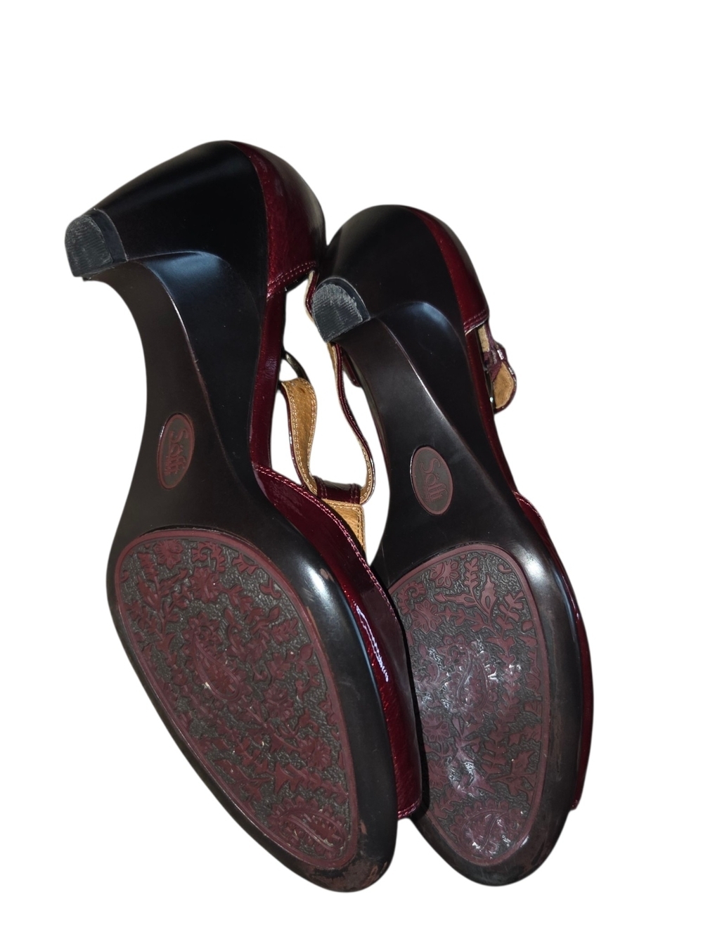 Sofft Burgundy T-Strap Peep-Toe Heels - Picture 5 of 10